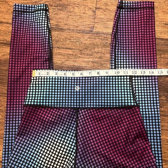 Lululemon leggings - Picture 3 of 9